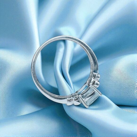 VINTAGE- 10K Gold- Aquamarine & Diamond Ring -Sz 7- Cushion Cut- White Gold-1.8g - Picture 11 of 16